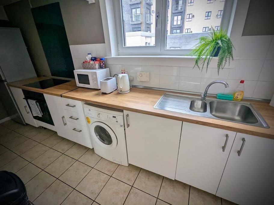 Cosy 2-Bedroom House In Leith EDI Exterior foto